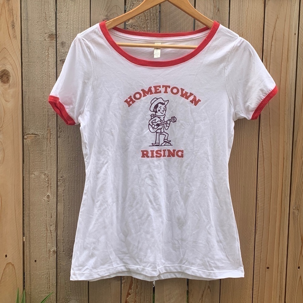 Hometown rising festival 2019 merch shirt size large